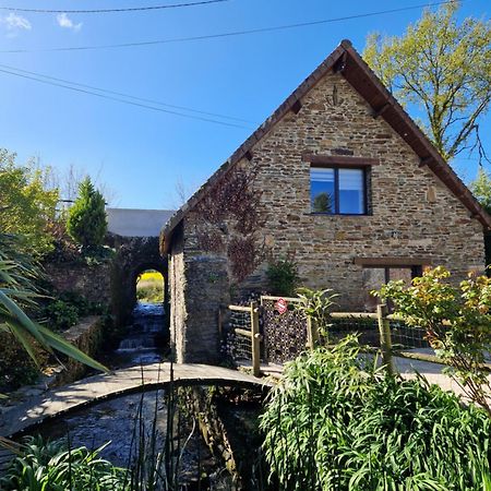 Ancien Moulin Pres D'Un Ruisseau Villa Sallen ภายนอก รูปภาพ