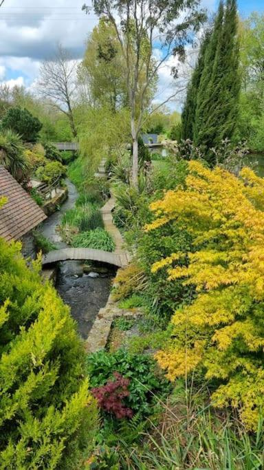 Ancien Moulin Pres D'Un Ruisseau Villa Sallen ภายนอก รูปภาพ